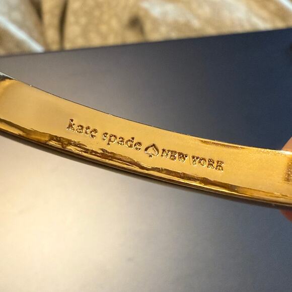 Kate Spade Goreski Eyeglasses Gold & Black Enamel Bracelet - Picture 8 of 9